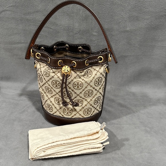 Tory Burch Hazelnut/Chocolate Mini T Monogram Jacquard Bucket Bag - Picture 13 of 14